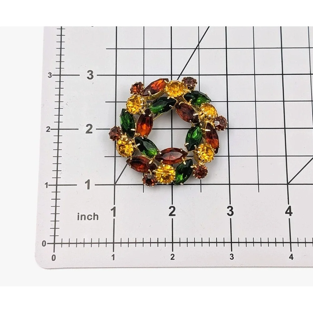 Vintage Marquise Rhinestone Wreath Brooch Gold Tone‎ 3D Fall Autumn